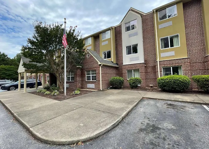 Microtel Inn & Suites Newport News