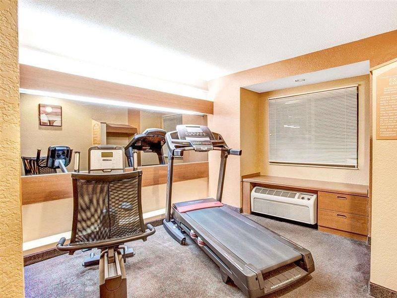 Microtel & 2* Newport News