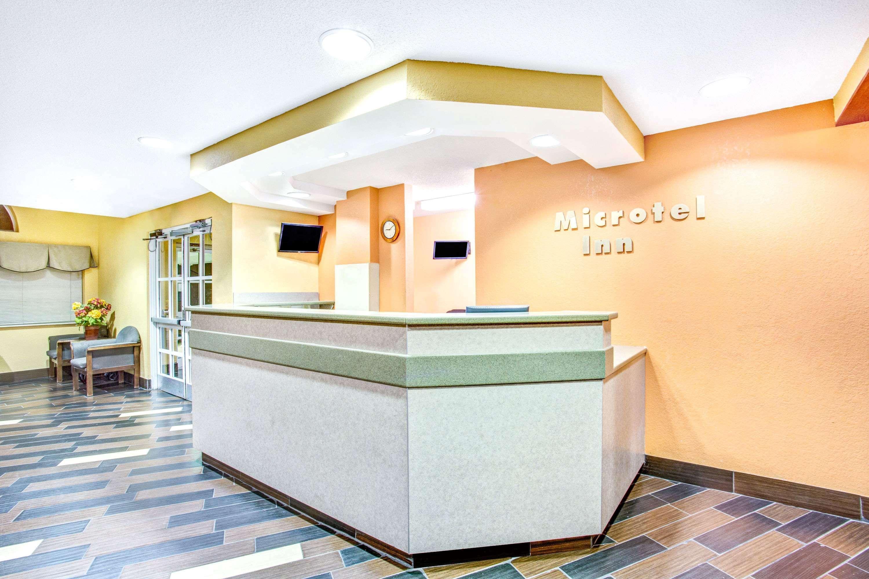 Hotel Microtel &