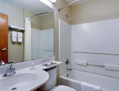 Hotel Microtel & 2*